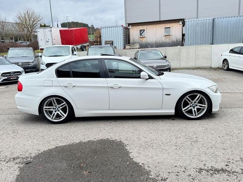 Usata BMW 325 Performance 204 CV (150 kW) 2011 Bianco Berlina