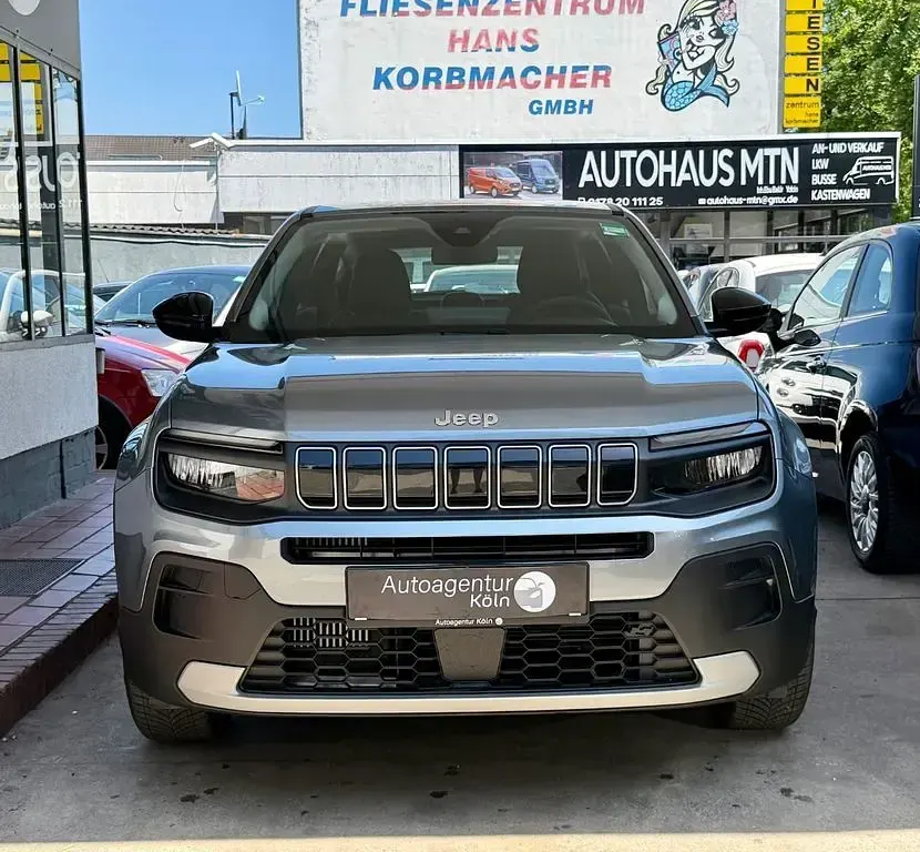 Gebraucht Jeep Avenger 101 PS (74 kW) 2024 Grau SUV