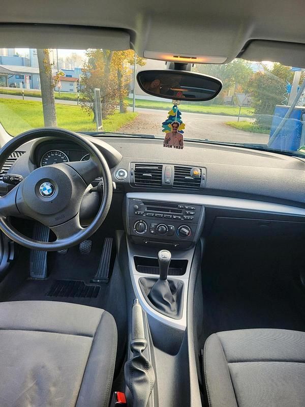 Gebraucht BMW 116 116 PS (85 kW) 2006 Grau Kleinwagen