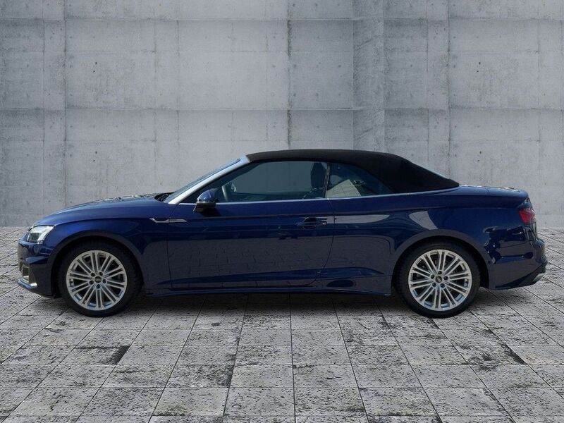 Gebraucht Audi A5 Cabriolet Ambiente 150 PS (110 kW) 2024 Navarrablau metallic Cabrio