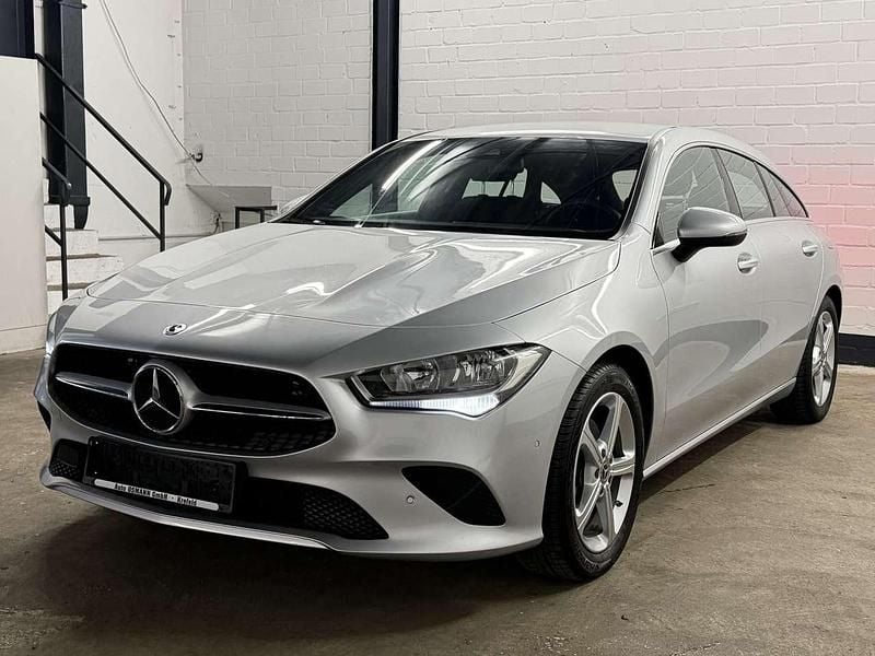 Gebraucht Mercedes CLA200 150 PS (110 kW) 2022 Iridiumsilber  metalliclack Kombi