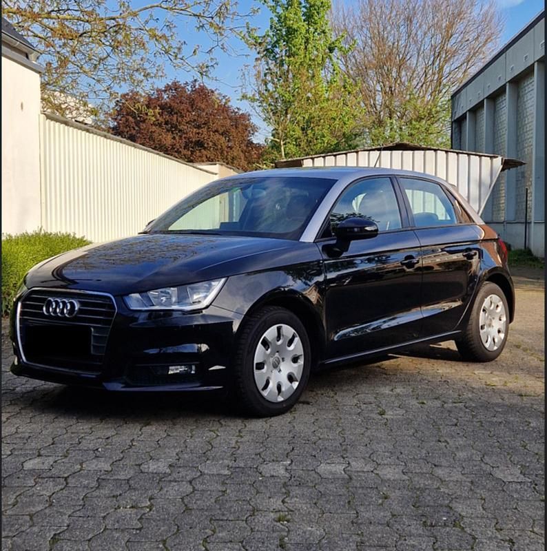Schwarz Gebraucht 2016 Audi A1 Sportback Design Kleinwagen | 8.600 € (Guter Preis) - Bild 1/4
