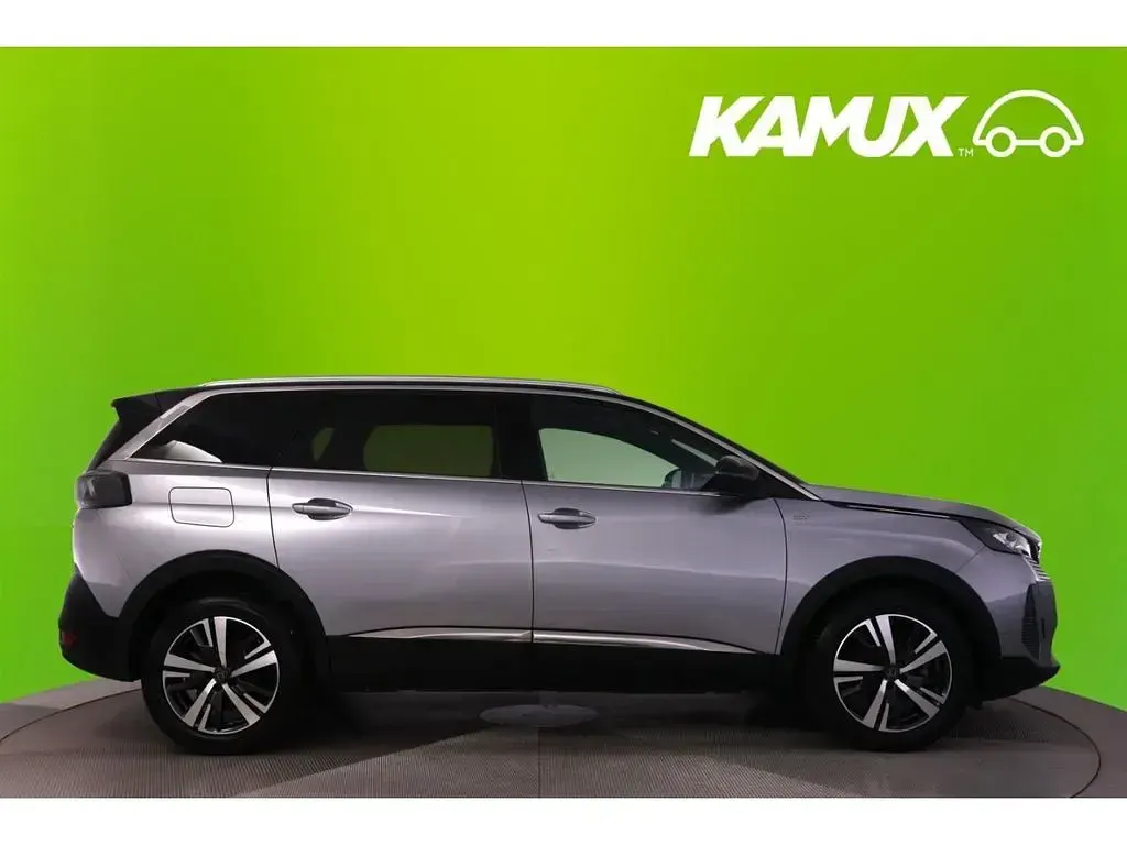 Gebraucht Peugeot 5008 GT 131 PS (96 kW) 2024 Silber / grau SUV