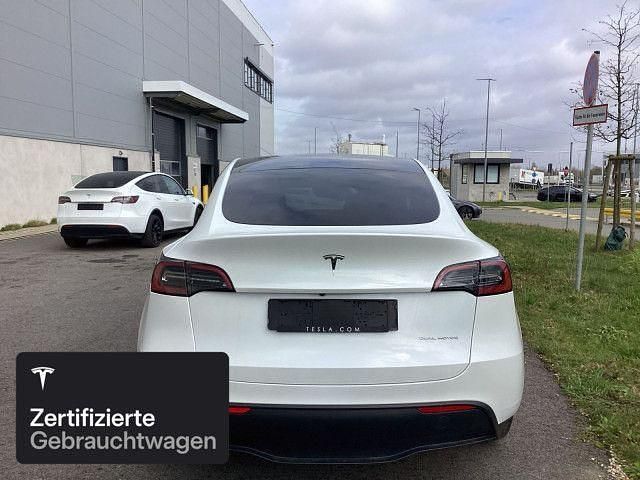 Gebraucht Tesla Model Y Long Range AWD 258 kW (351 PS) 2023 Weiß SUV