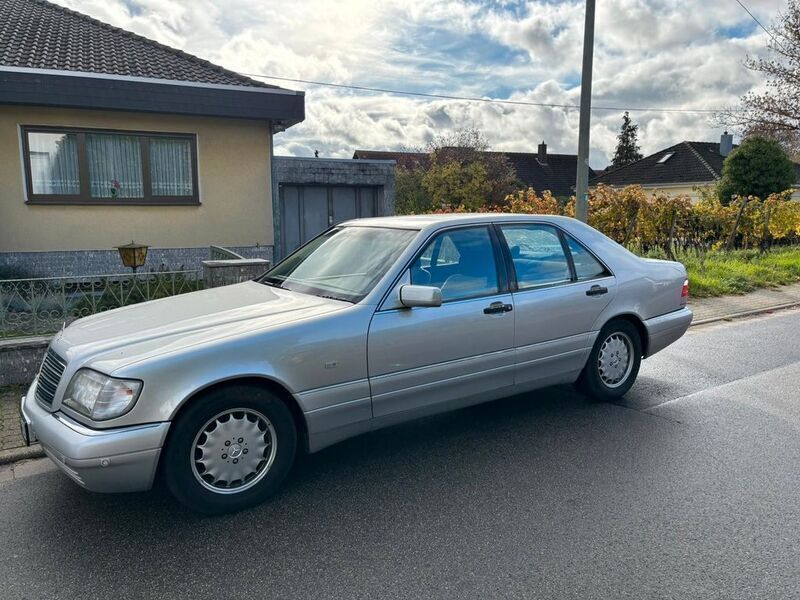 Silber Gebraucht 1998 Mercedes S420 Limousine | 17.900 € (Fairer Preis) - Bild 1/4