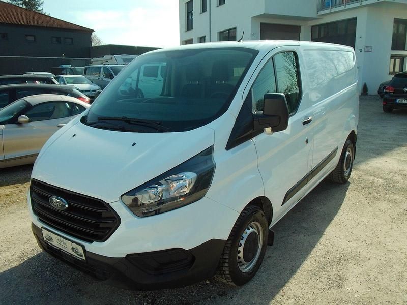Gebraucht Ford Transit Custom 105 PS (77 kW) 2019 Weiß Van / Kleinbus