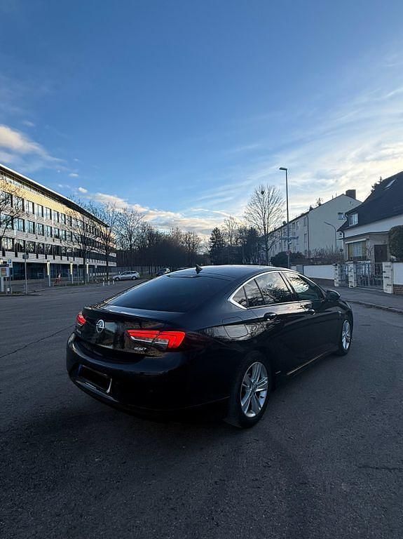 Gebraucht Opel Insignia Ultimate 165 PS (121 kW) 2019 Schwarz Limousine
