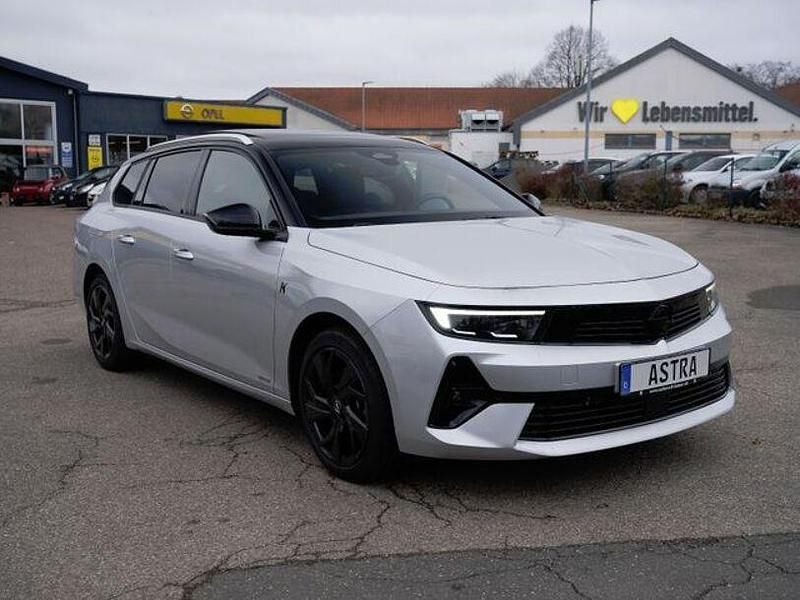 Gebraucht Opel Astra Ultimate 131 PS (96 kW) 2023 Silber Kombi