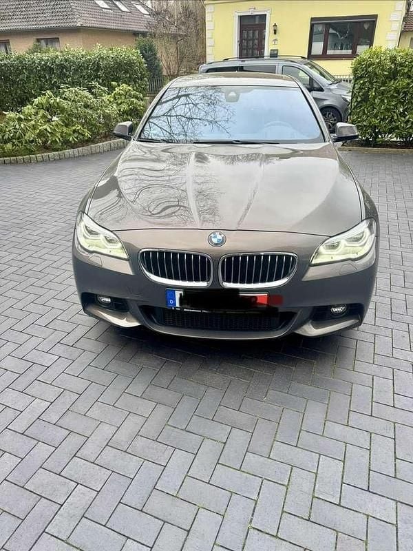 Gebraucht BMW 530 258 PS (189 kW) 2016 Limousine