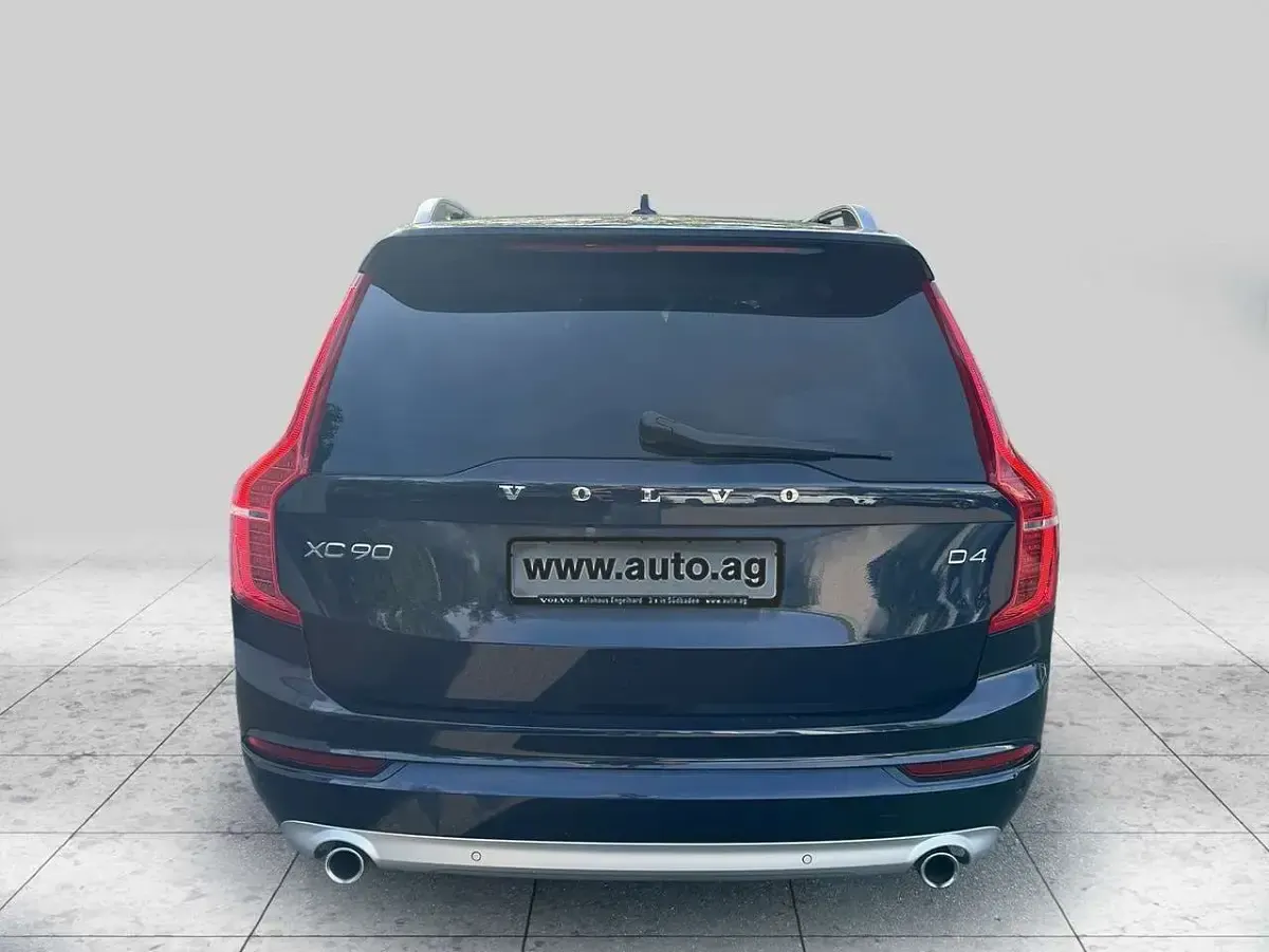 Gebraucht Volvo XC90 Momentum 190 PS (139 kW) 2016 Blau SUV