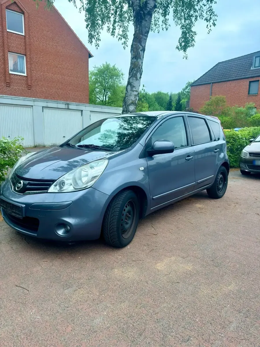 Usata Nissan Note 88 CV (64 kW) 2010 Blu Utilitaria