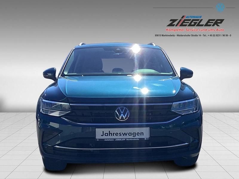 Gebraucht VW Tiguan Life 150 PS (110 kW) 2022 Nightshade blue (metallic) SUV