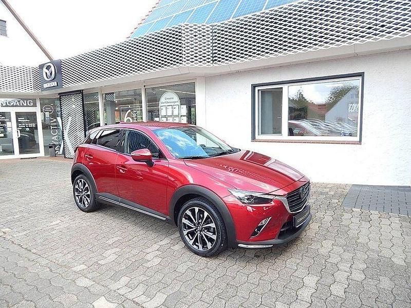 Magmarot metallic (metallic) Gebraucht 2019 Mazda CX-3 SUV | 19.990 € (Fairer Preis) - Bild 1/4
