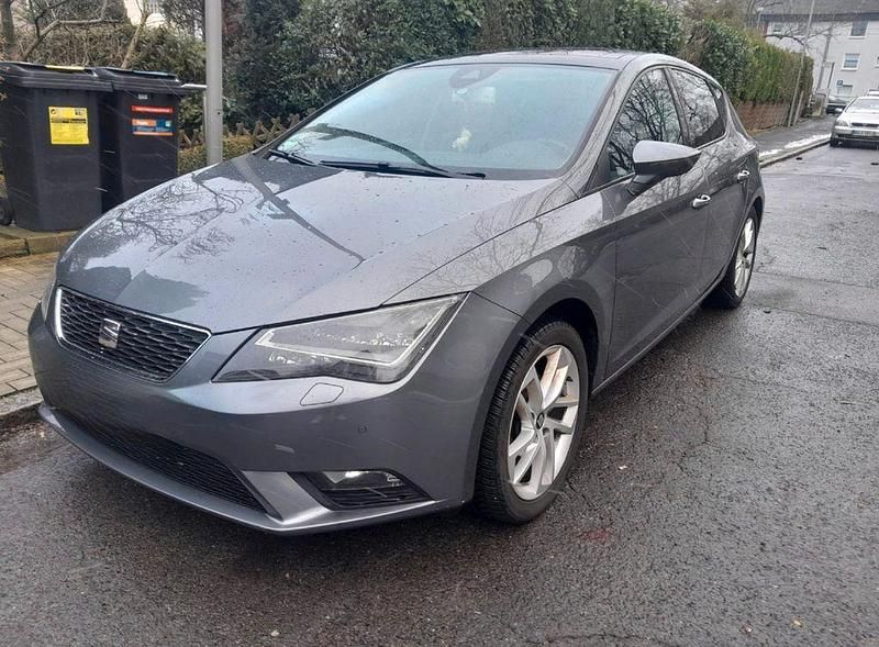 Gebraucht Seat Leon 150 PS (110 kW) 2013 Grau Limousine