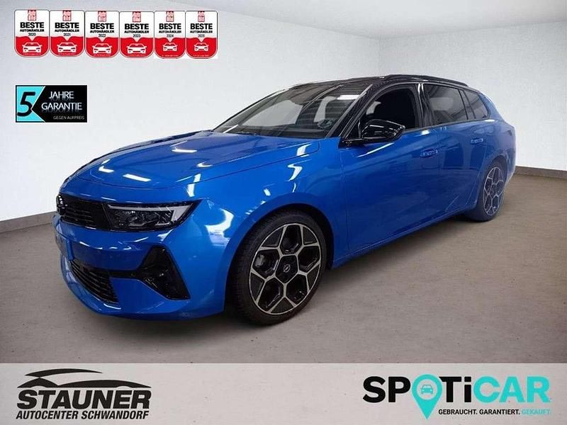 Kobalt blau/dach schwarz (metallic) Gebraucht 2024 Opel Astra Ultimate Kombi | 22.980 € (Superpreis) - Bild 1/4
