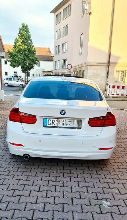 Second-hand BMW 320 Performance 190 CP (139 kW) 2013 Alb Berlinǎ