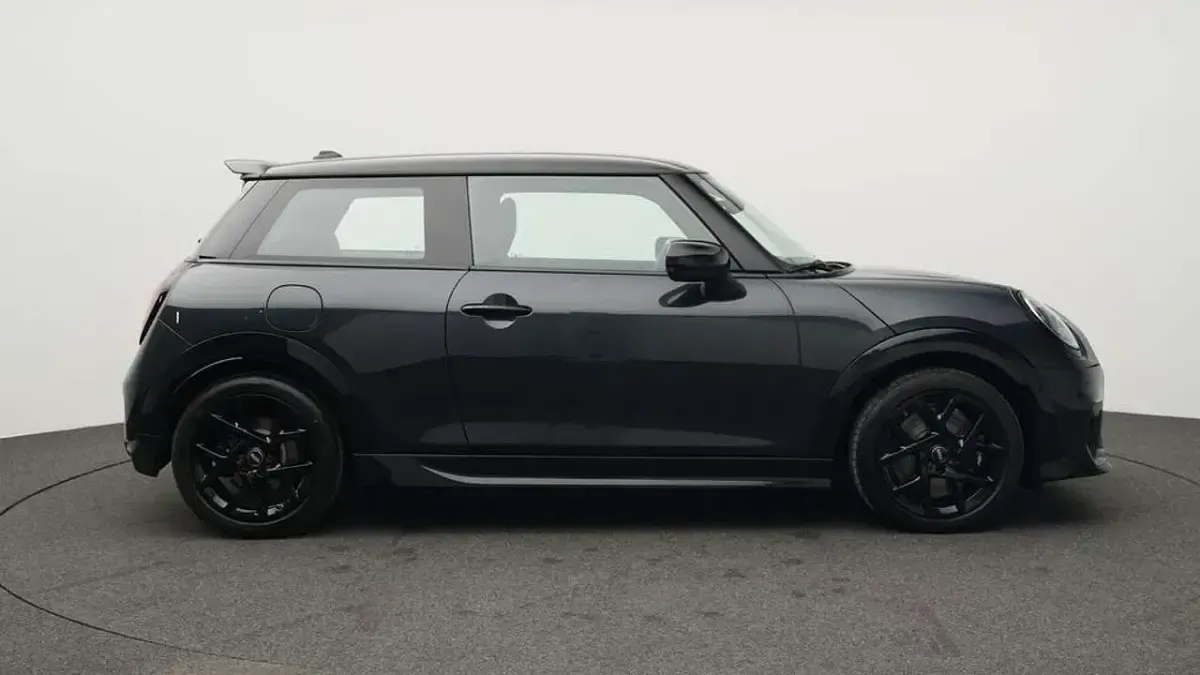 Gebraucht Mini John Cooper Works 156 PS (114 kW) 2025 Grau Kleinwagen