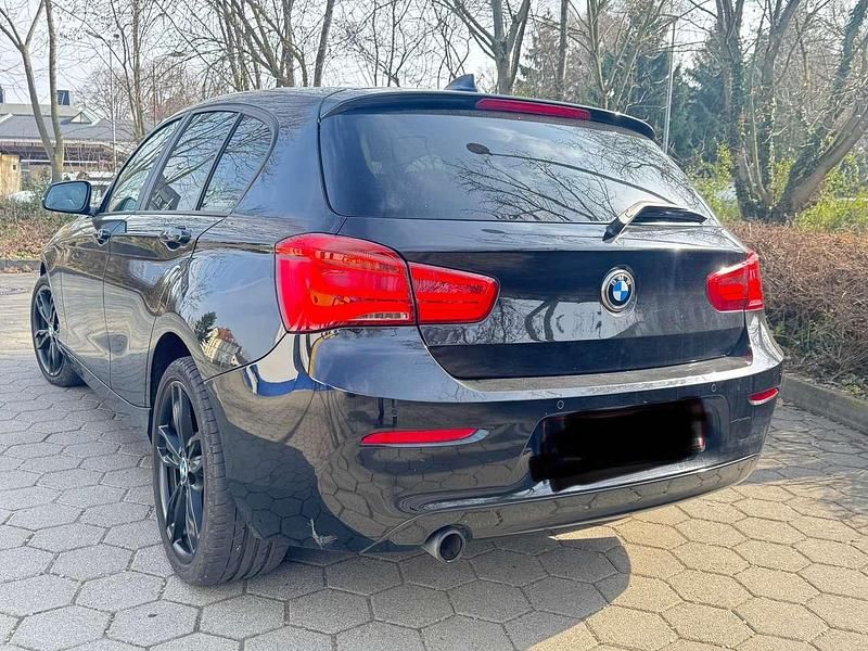 Gebraucht BMW 118 150 PS (110 kW) 2015 Schwarz Kleinwagen