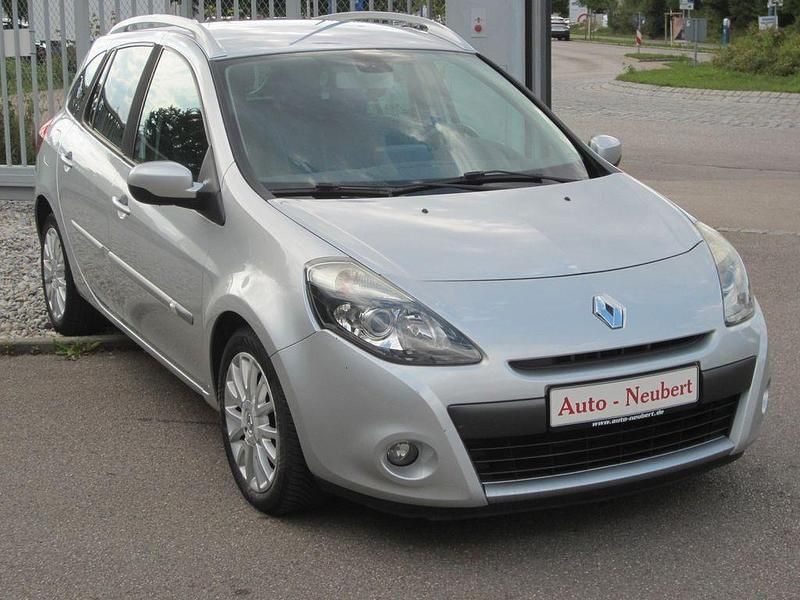 Silber Gebraucht 2009 Renault Clio II Luxe Limousine | 6.950 € (Teuer) - Bild 1/4