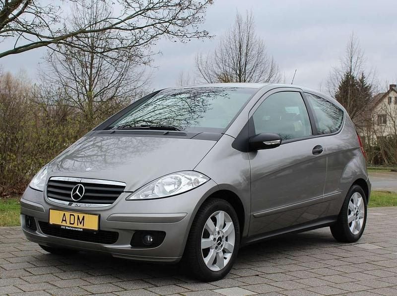 Gebraucht Mercedes A150 95 PS (69 kW) 2008 Kometgrau  metalliclack Kleinwagen