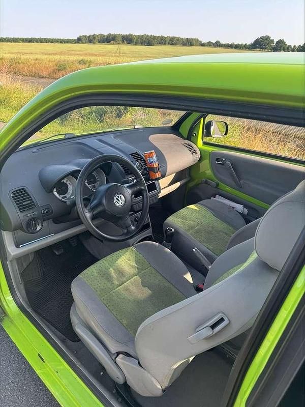 Grün Gebraucht 1999 VW Lupo Basis Kleinwagen | 2.550 € - Bild 1/4