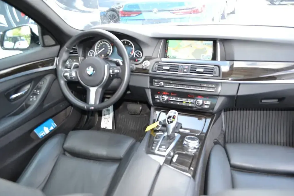 Gebraucht BMW 535 M Sport 313 PS (230 kW) 2015 Weiß Limousine