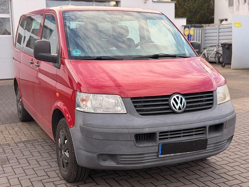 Gebraucht VW T5 131 PS (96 kW) 2006 Rot Van