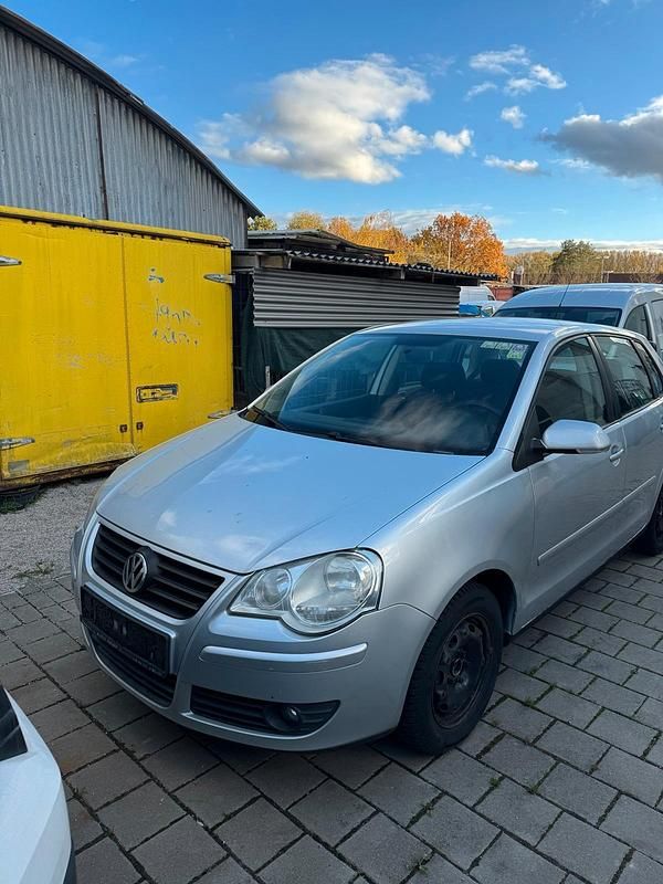 Silber Gebraucht 2008 VW Polo Kleinwagen | 1.600 € (Guter Preis) - Bild 1/4