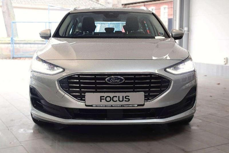 Gebraucht Ford Focus Titanium 116 PS (85 kW) 2025 Polarsilber metallic Kombi