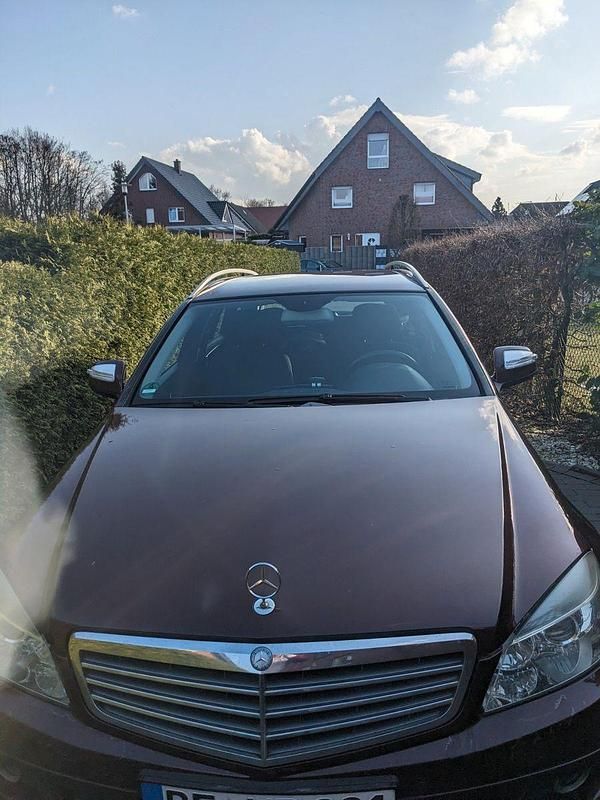 Gebraucht Mercedes C200 184 PS (135 kW) 2007 Rot Kombi