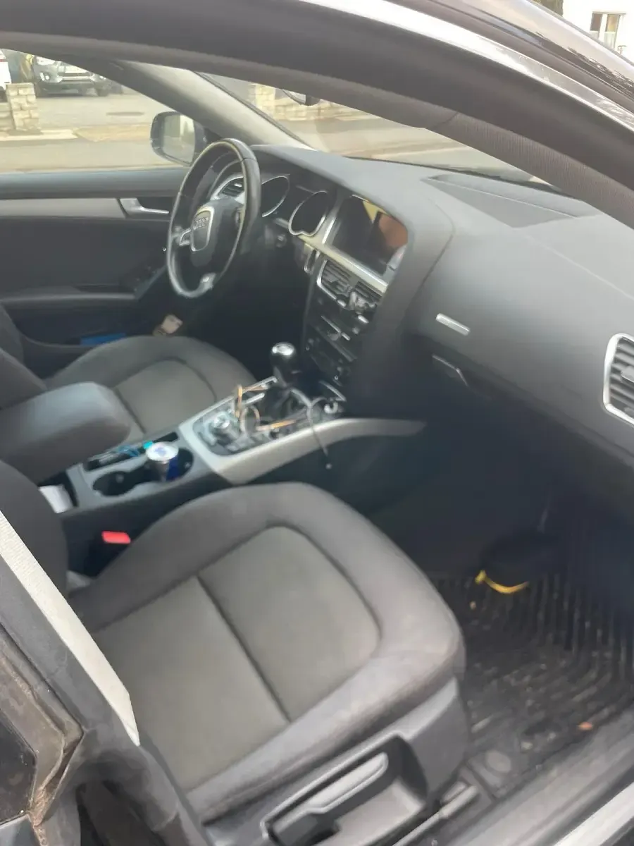 Gebraucht Audi A5 143 PS (105 kW) 2011 Schwarz Coupé