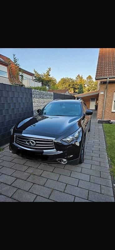 Schwarz Gebraucht 2017 Infiniti QX70 SUV | 15.600 € - Bild 1/4
