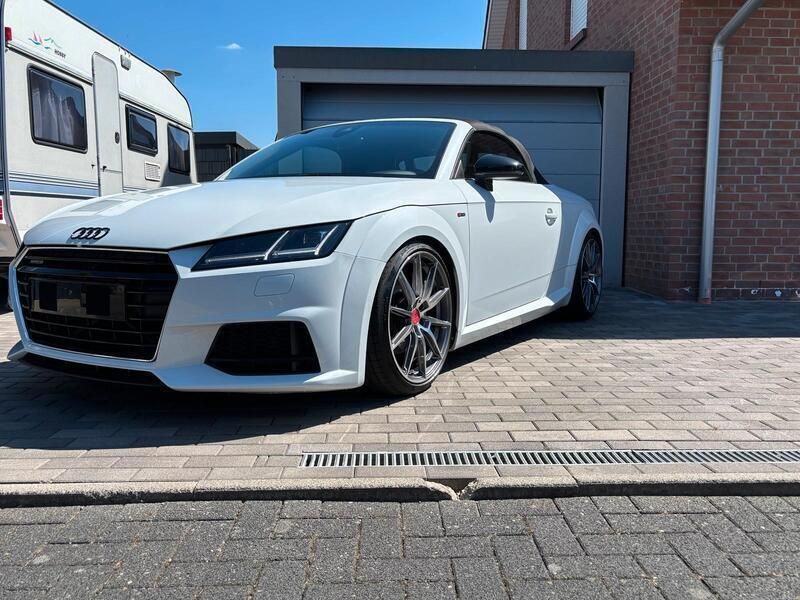 Weiß Gebraucht 2015 Audi TT Roadster S-Line Cabrio | 24.590 € (Etwas zu teuer) - Bild 1/4