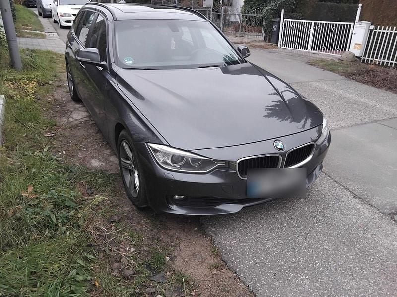 Gebraucht BMW 330 258 PS (189 kW) 2013 Grau Kombi