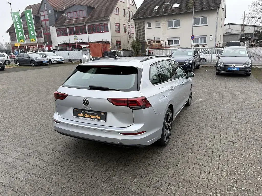 Gebraucht VW Golf VII S 150 PS (110 kW) 2021 Grau Kleinwagen