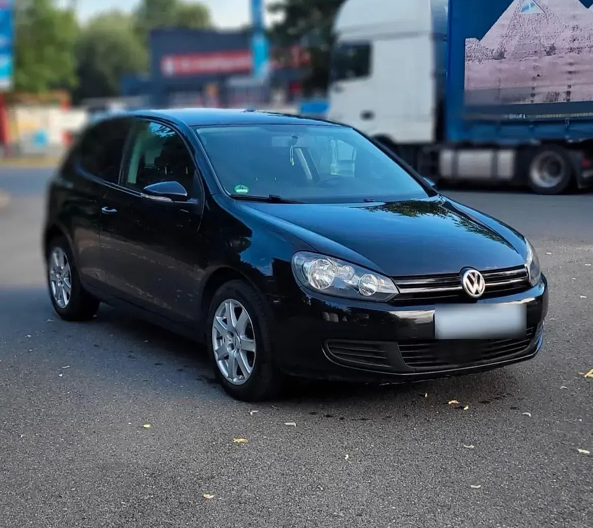 Gebraucht VW Golf VI 88 PS (64 kW) 2009 Schwarz Coupé