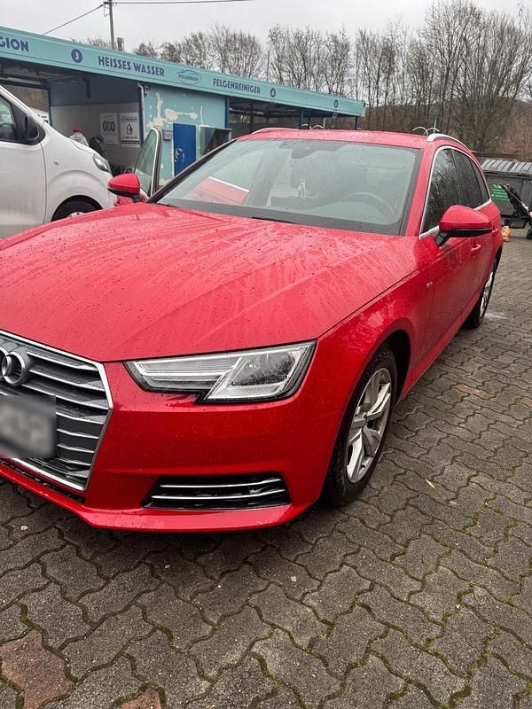 Gebraucht Audi A4 S-Line 150 PS (110 kW) 2017 Rot Kombi