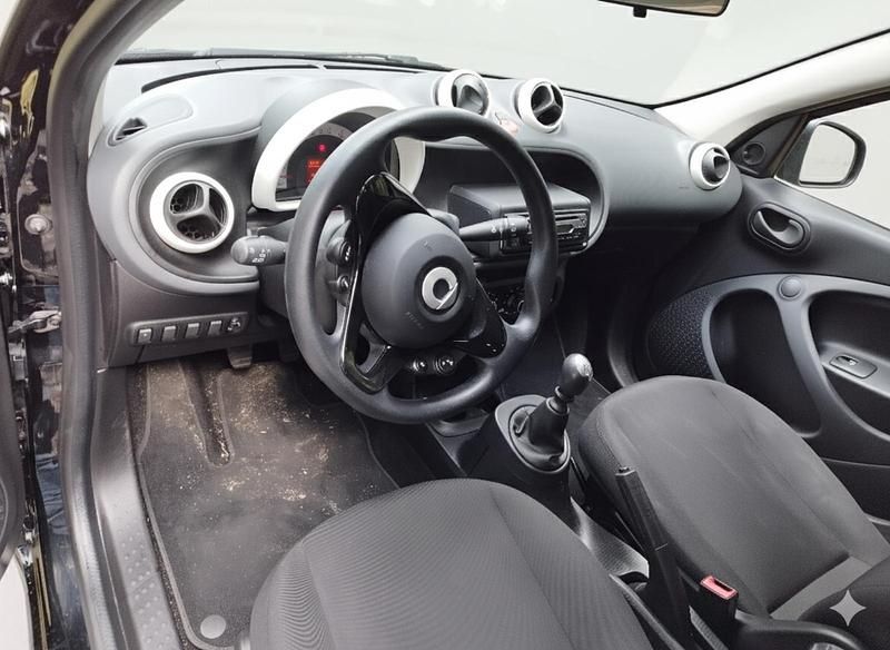 Schwarz Gebraucht 2017 Smart ForFour Kleinwagen | 6.700 € (Superpreis) - Bild 1/4