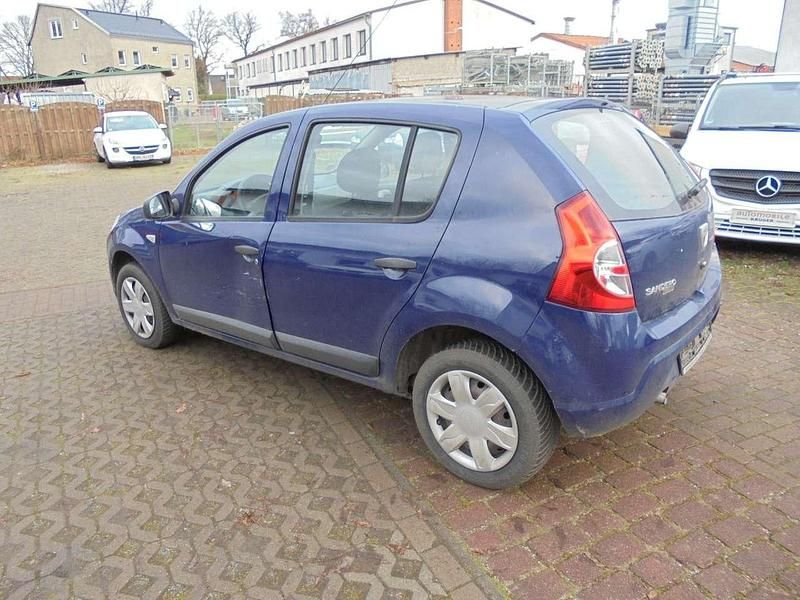 Gebraucht Dacia Sandero Ambiance 75 PS (55 kW) 2008 Blau Limousine