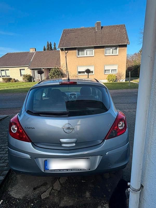 Gebraucht Opel Corsa 80 PS (58 kW) 2007 Andere farben Kleinwagen