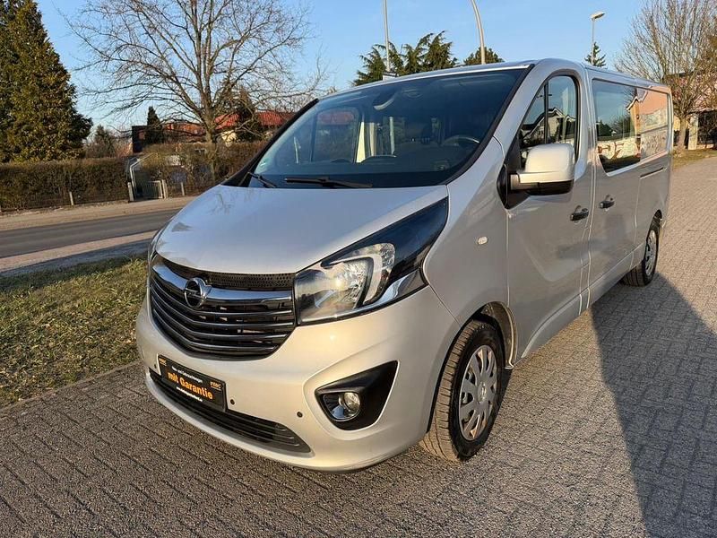 Gebraucht Opel Vivaro 145 PS (106 kW) 2018 Grau Van / Kleinbus