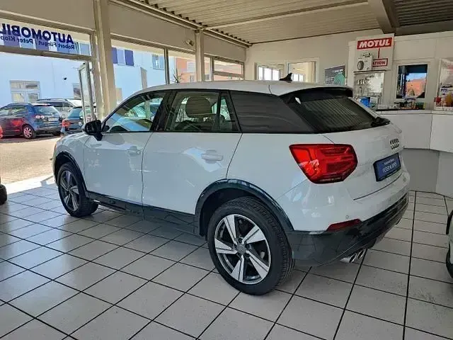 Gebraucht Audi Q2 Comfort 150 PS (110 kW) 2019 Weiß SUV