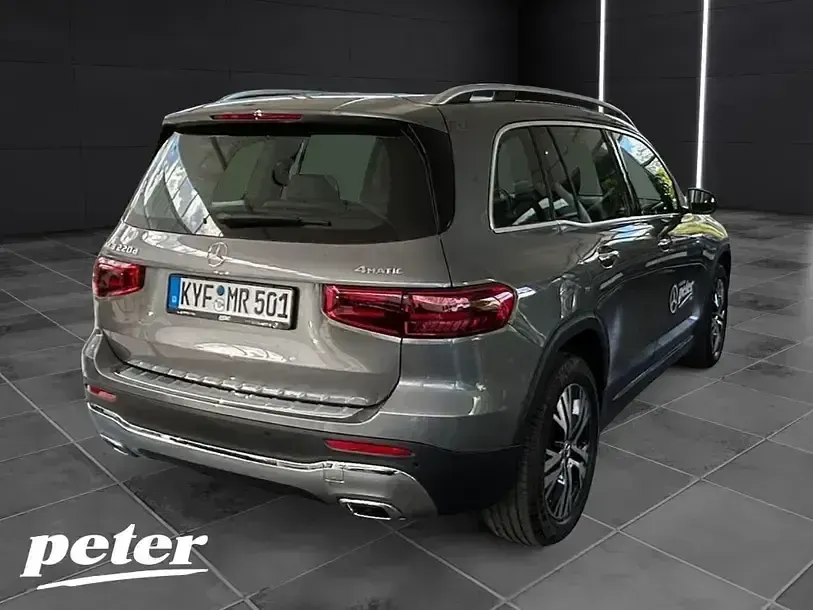 Gebraucht Mercedes GLB220 Progressive 190 PS (139 kW) 2025 Grau SUV