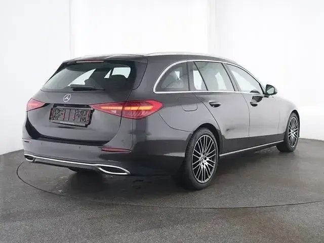 Gebraucht Mercedes C180 Avantgarde 170 PS (125 kW) 2025 Lack graphitgrau Kombi