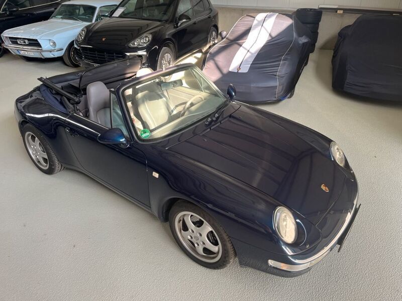 Blau Gebraucht 1997 Porsche 911 Carrera 4 Cabriolet Cabrio | 89.990 € (Teuer) - Bild 1/4