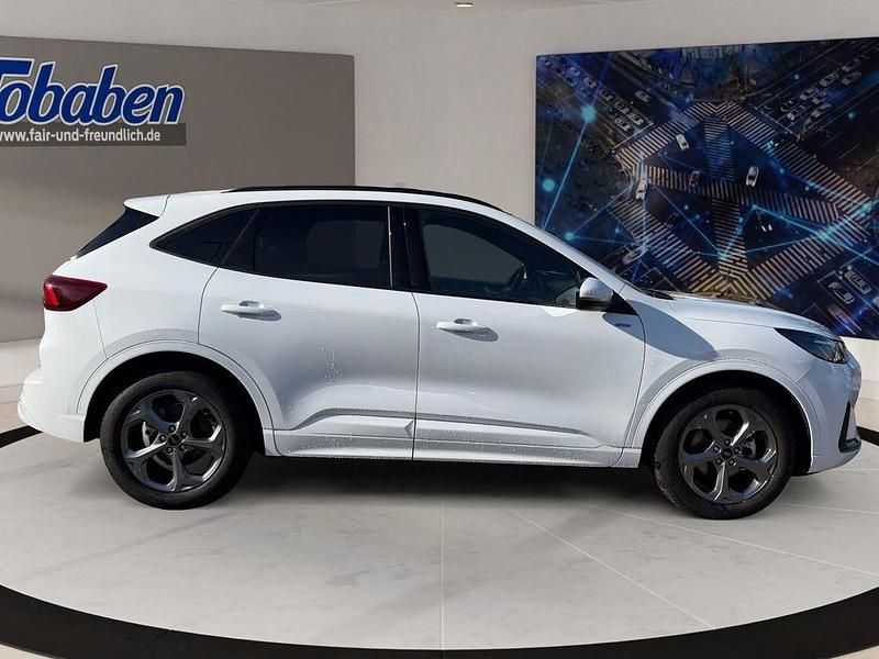 Gebraucht Ford Kuga ST-Line 151 PS (111 kW) 2025 Weiß SUV