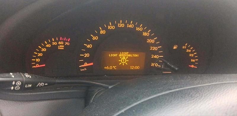 Gebraucht Mercedes C180 2004 Grau Limousine