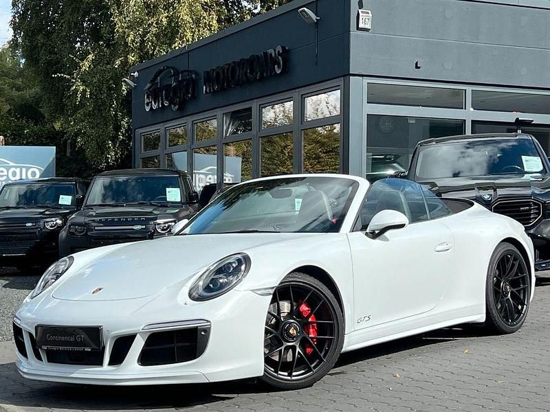 Weiß Gebraucht 2017 Porsche 911 Carrera GTS Cabrio | 112.900 € (Fairer Preis) - Bild 1/4