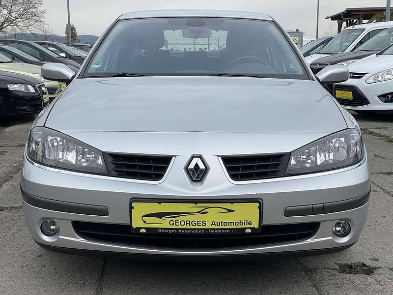 Gebraucht Renault Laguna II 111 PS (81 kW) 2005 Silber Limousine