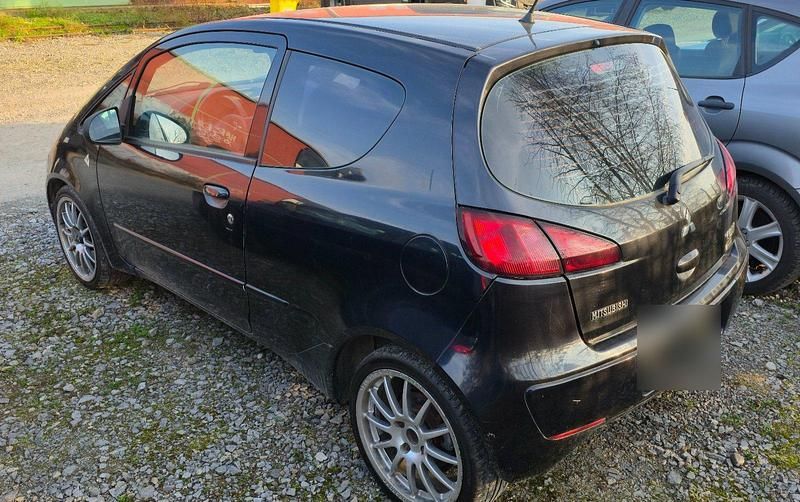 Gebraucht Mitsubishi Colt 95 PS (69 kW) 2008 Schwarz Kleinwagen